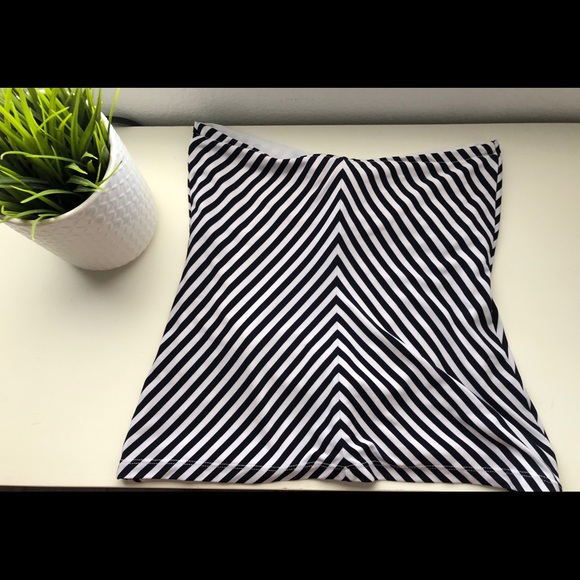 Lauren by Ralph Lauren Women’s Striped Halter Top - Picture 6 of 7